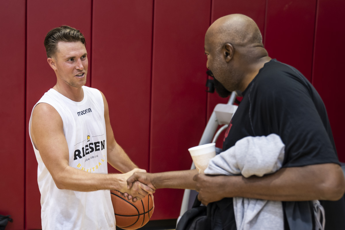 hulls and woodson